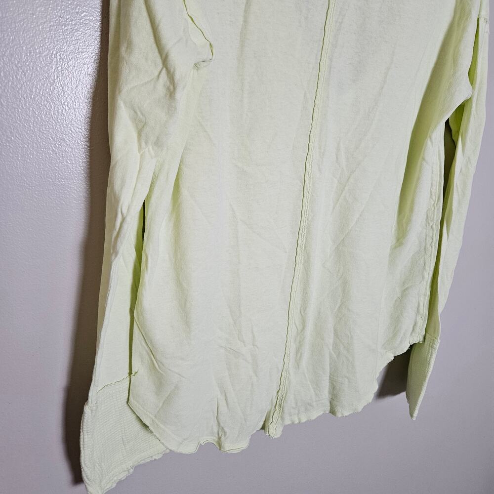 NWOT We The Free V Neck Lime Sorbet Coastal Cruising Long Sleeve Tee Sz M - Picture 12 of 14